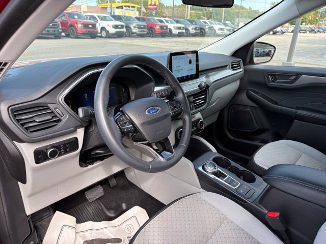 Certified 2023 Ford Escape Active AWD/4WD image 17