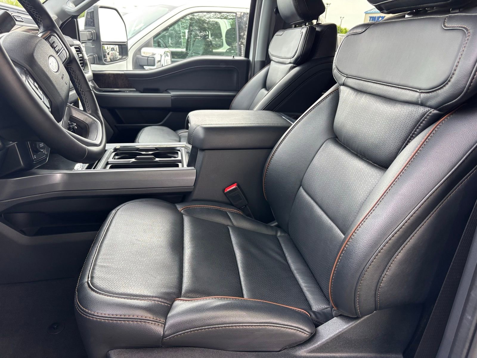 Certified 2025 Ford F350 Lariat w/ Lariat Ultimate Package AWD/4WD image 19