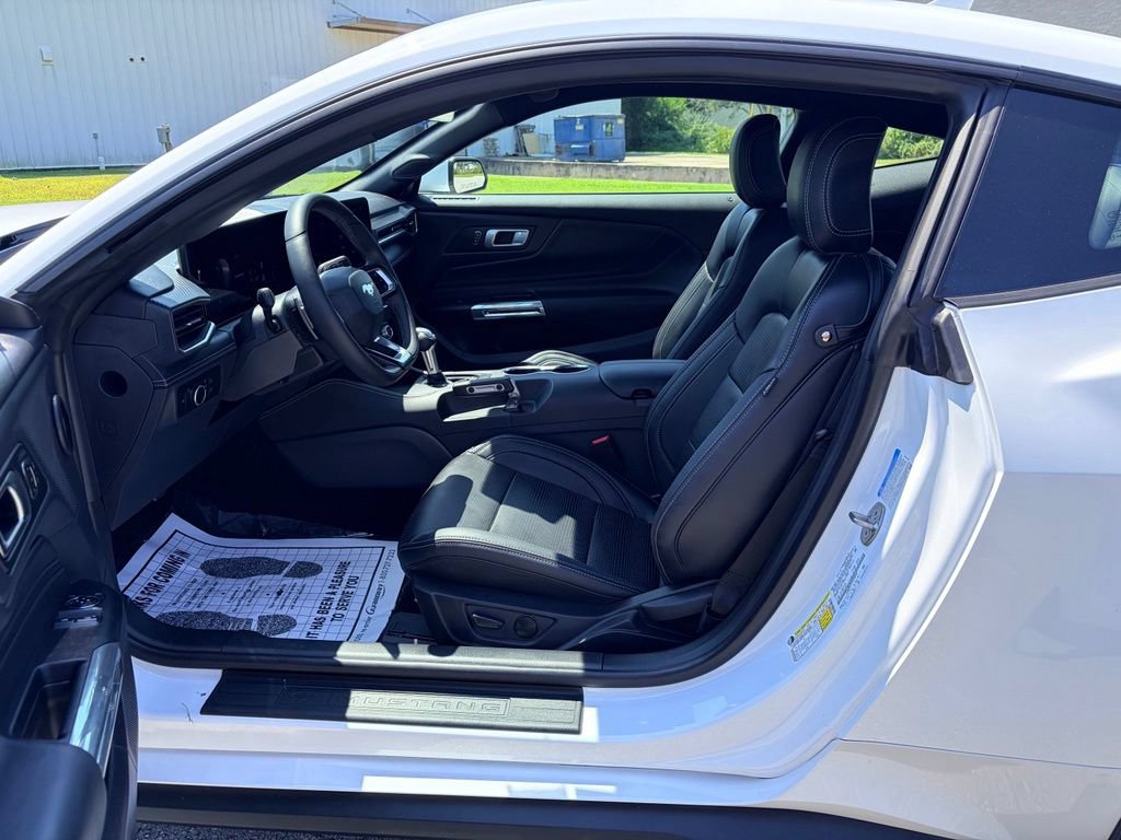 Certified 2026 Ford Mustang GT Premium w/ GT Performance Package RWD image 17