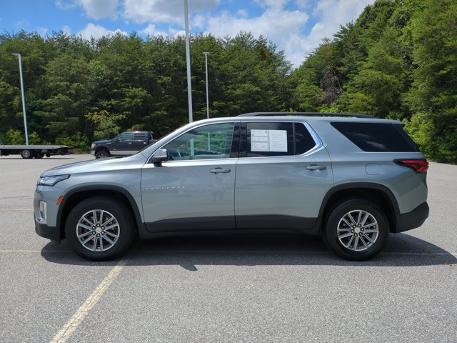 Used 2023 Chevrolet Traverse LT FWD image 7