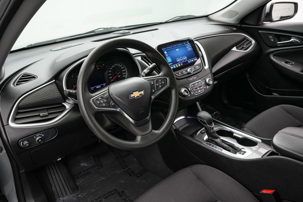 Used 2024 Chevrolet Malibu LT image 12