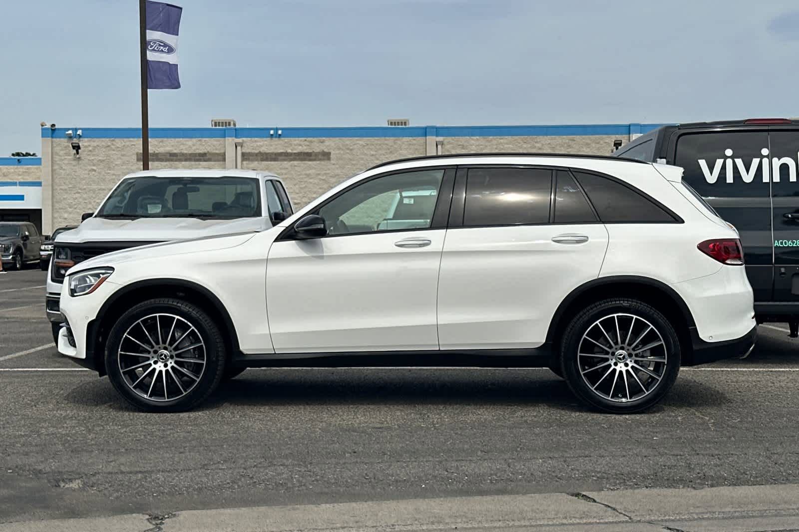 Used 2021 Mercedes-Benz GLC 300 4MATIC image 5