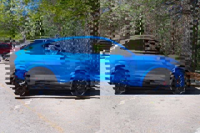 Certified 2025 Ford Mustang Mach-E GT image 6