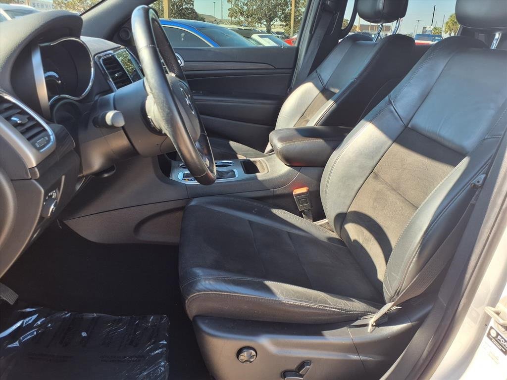 Used 2021 Jeep Grand Cherokee Laredo X image 19