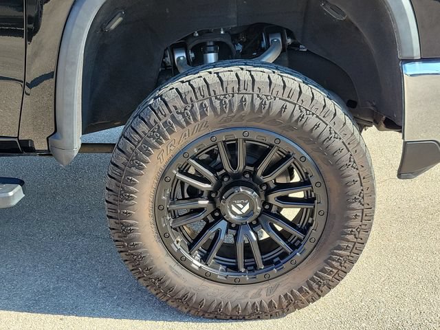 Used 2024 Chevrolet Silverado 2500 LTZ w/ LTZ Premium Package AWD/4WD image 16
