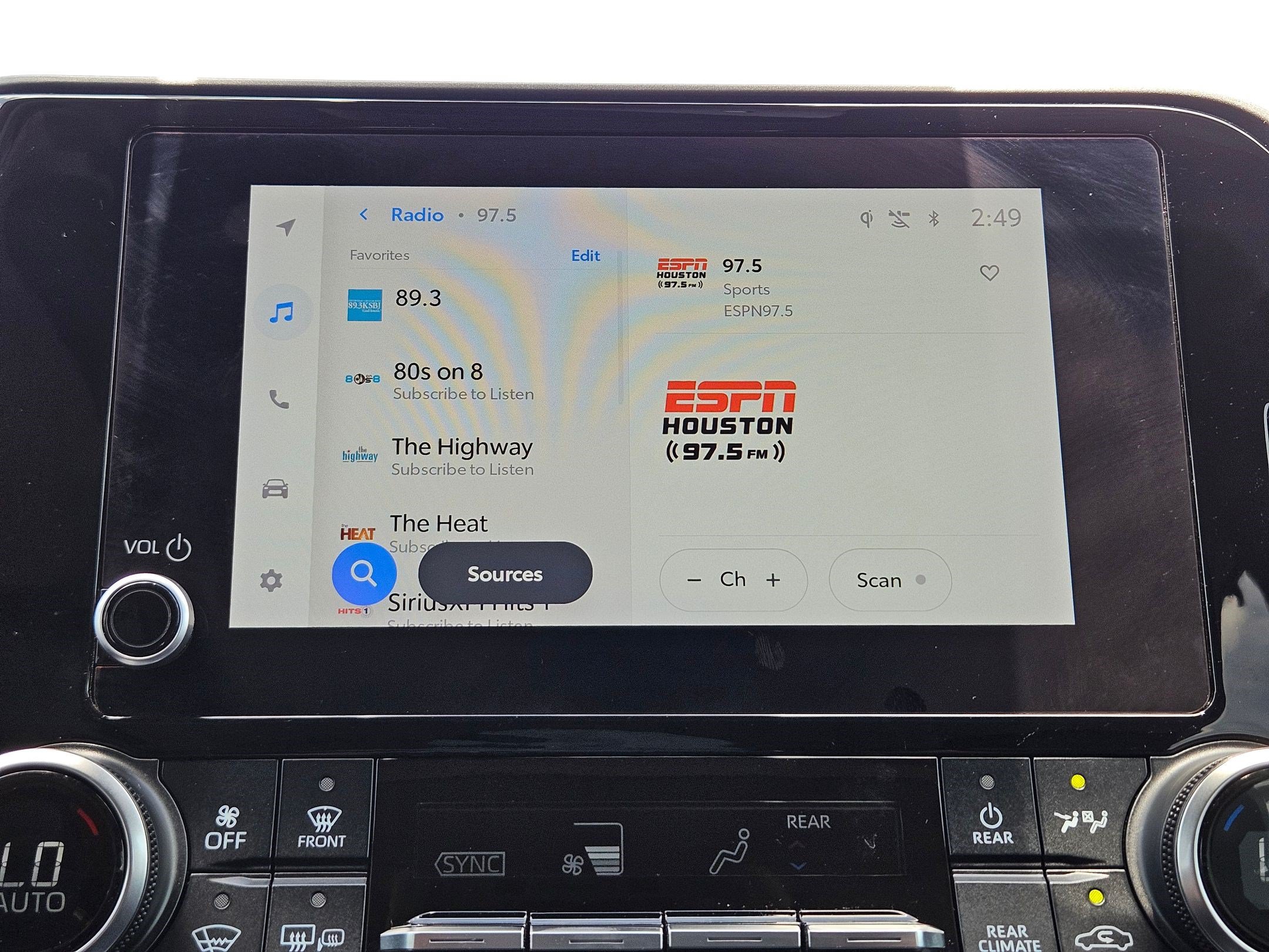 Used 2023 Toyota Highlander XLE FWD image 23