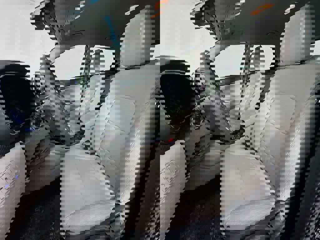 Used 2020 Hyundai Tucson SE image 15