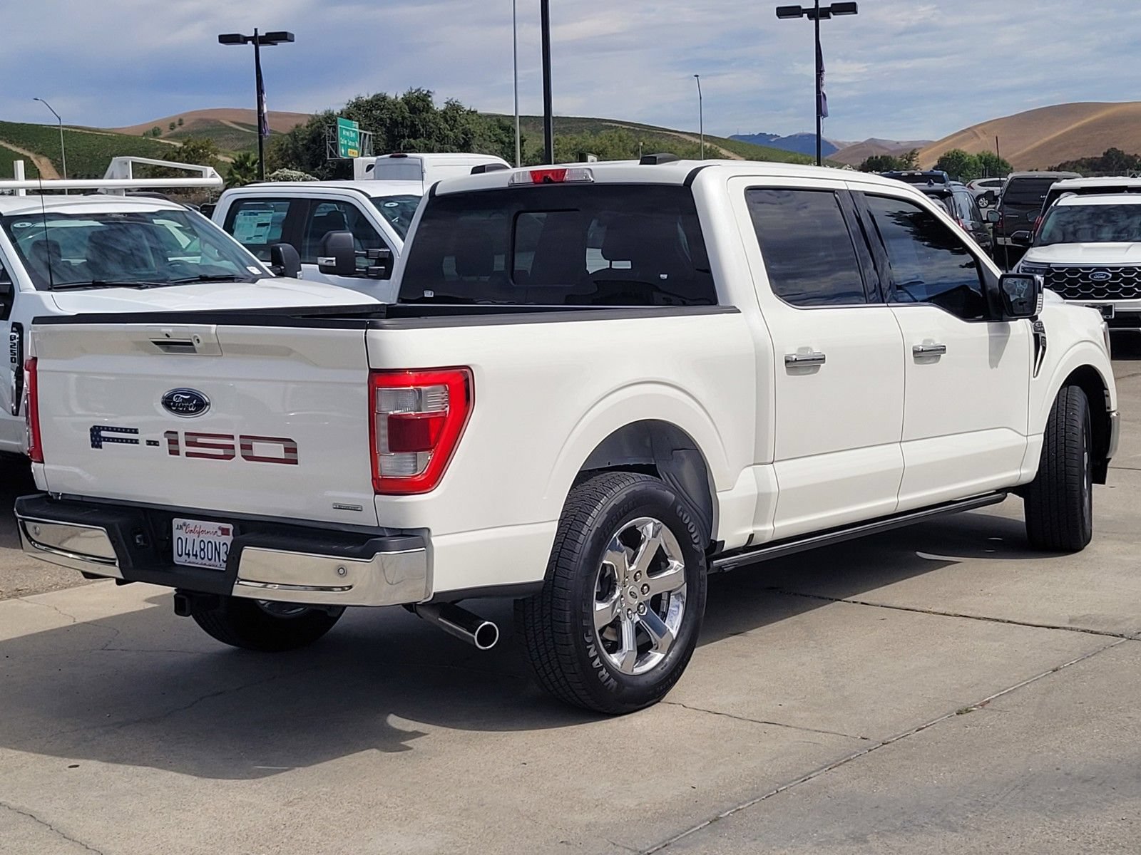 Certified 2022 Ford F150 Lariat w/ Equipment Group 502A High RWD image 4