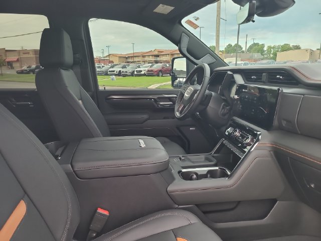 Used 2026 GMC Sierra 3500 AT4 w/ AT4 Premium Plus Package AWD/4WD image 29