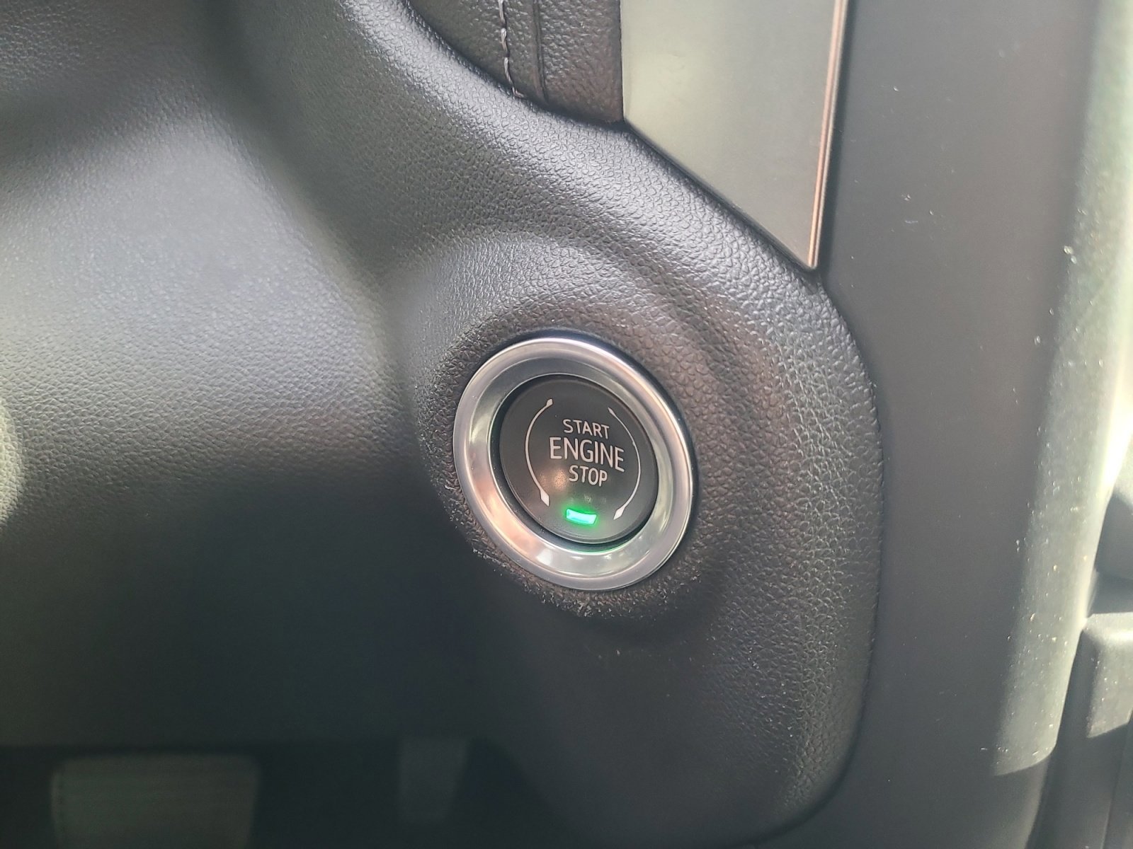 Used 2020 Chevrolet Silverado 1500 LT Trail Boss image 30