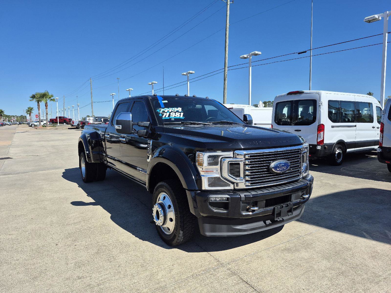 Certified 2021 Ford F450 Platinum w/ FX4 Off-Road Package image 6