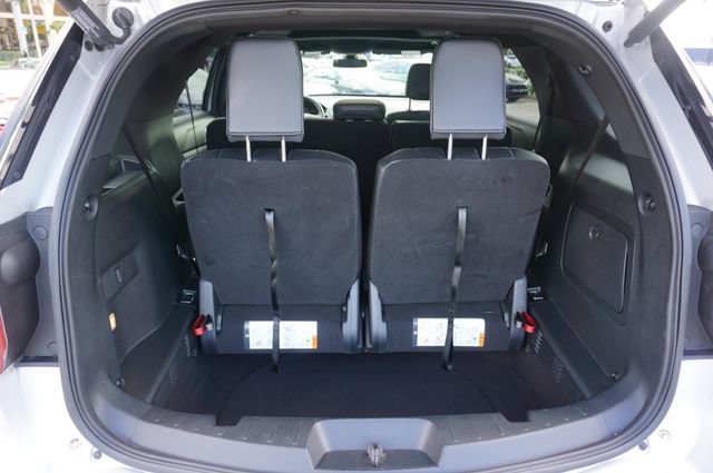 Certified 2019 Ford Explorer XLT w/ Equipment Group 202A FWD image 17