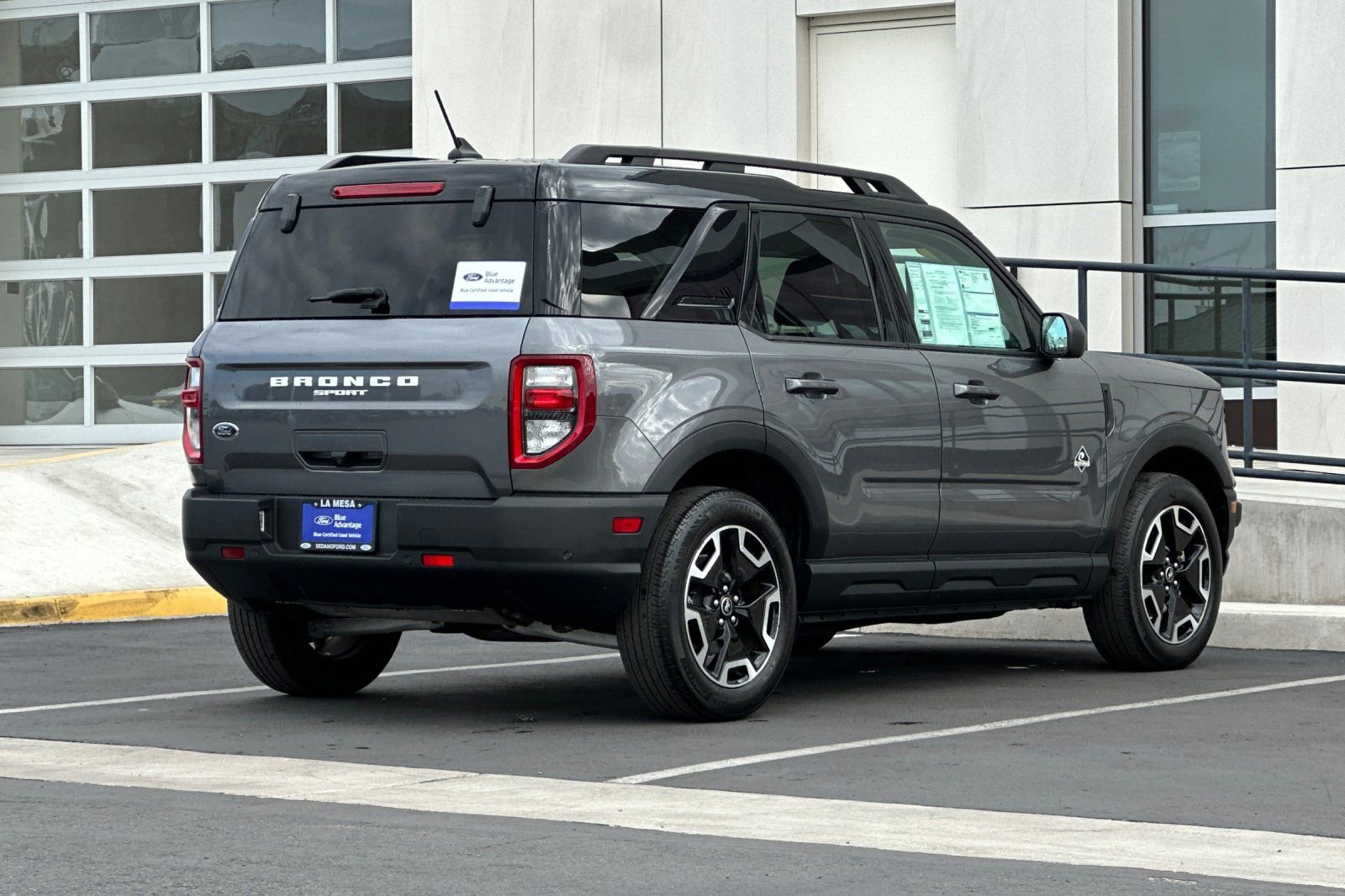 Certified 2023 Ford Bronco Sport Outer Banks AWD/4WD image 3