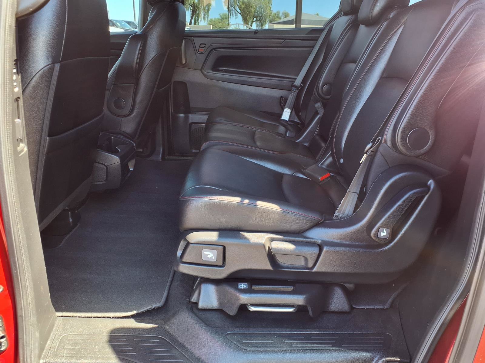 Used 2023 Honda Odyssey Sport image 17