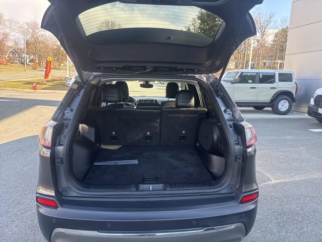 Used 2019 Jeep Cherokee Limited AWD/4WD image 11