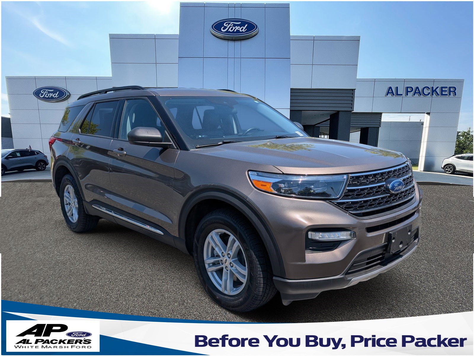 Certified 2021 Ford Explorer XLT w/ Equipment Group 202A AWD/4WD image 1