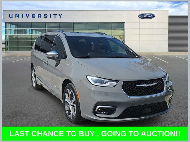 Used 2022 Chrysler Pacifica Pinnacle