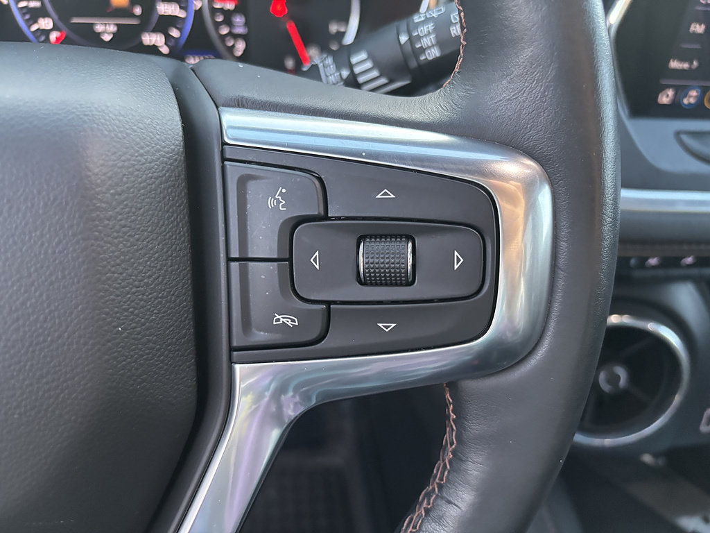 Used 2020 Chevrolet Blazer Premier AWD/4WD image 28