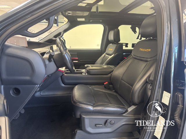 Certified 2025 Ford Expedition Tremor AWD/4WD image 11