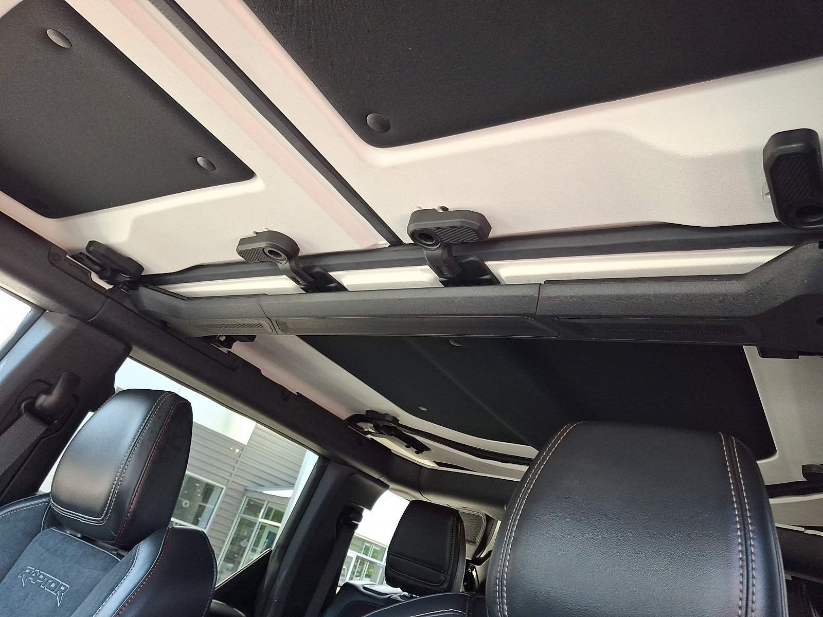 Certified 2025 Ford Bronco Raptor AWD/4WD image 21