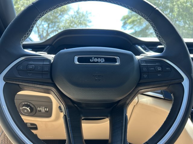 Used 2026 Jeep Grand Cherokee L Limited w/ Luxury Tech Group II RWD image 27