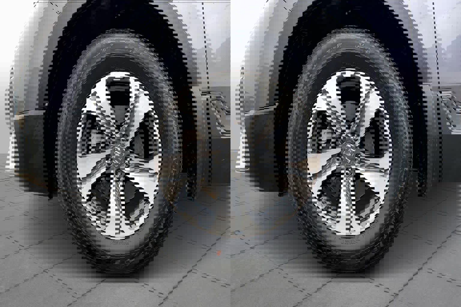 Used 2020 Honda CR-V LX image 11