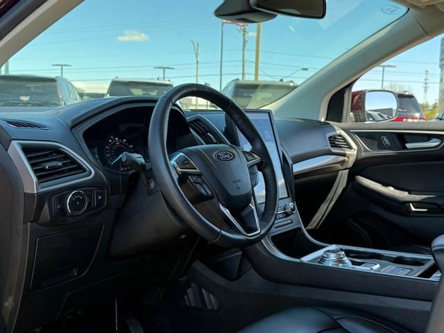 Certified 2024 Ford Edge SEL AWD/4WD image 13