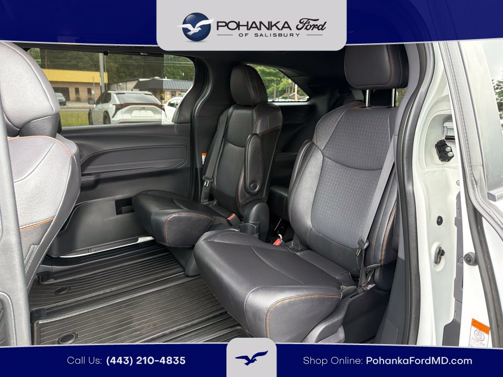 Used 2023 Toyota Sienna XSE w/ XSE Plus Package AWD/4WD image 20