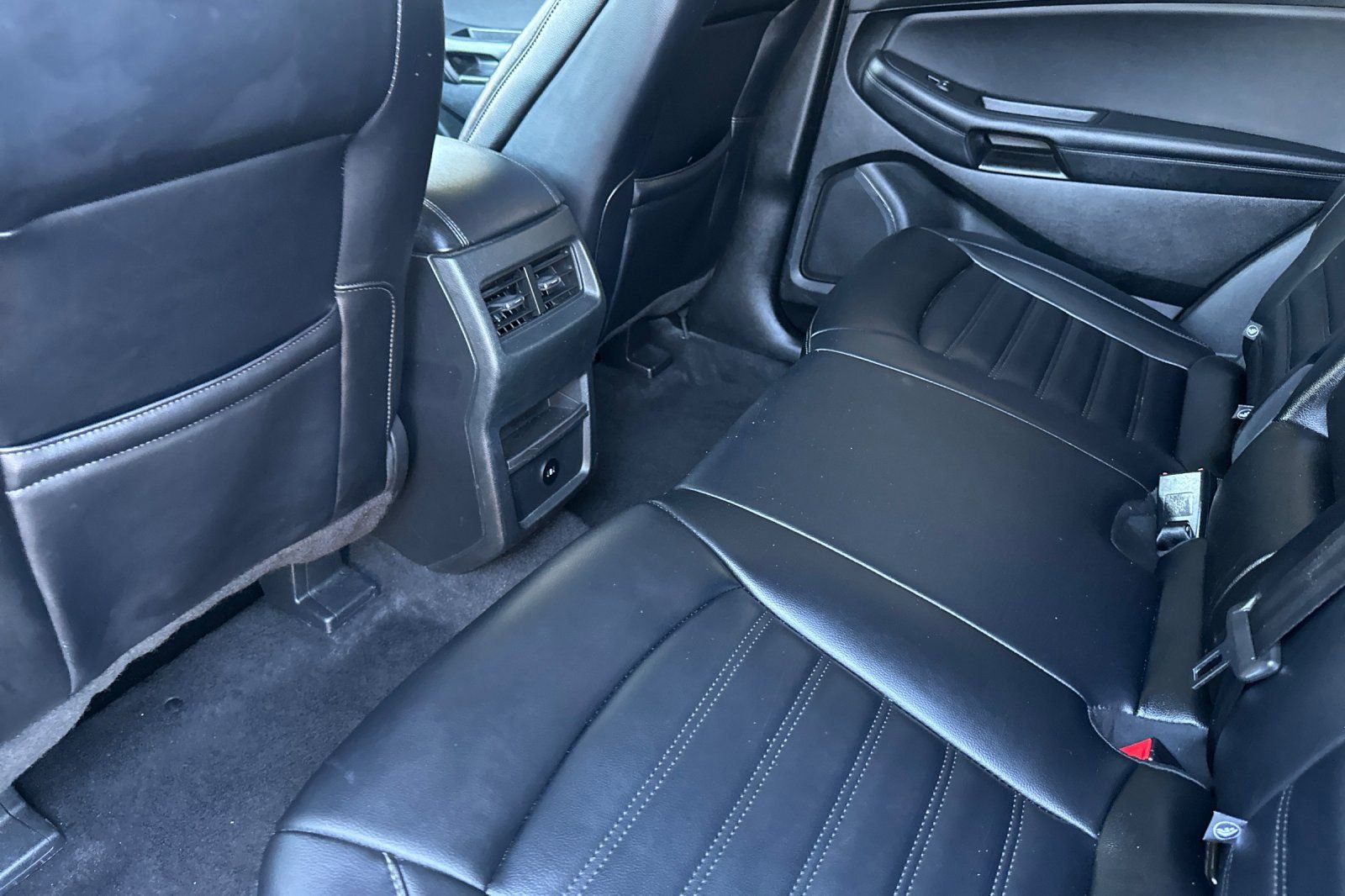 Certified 2024 Ford Edge SEL image 14