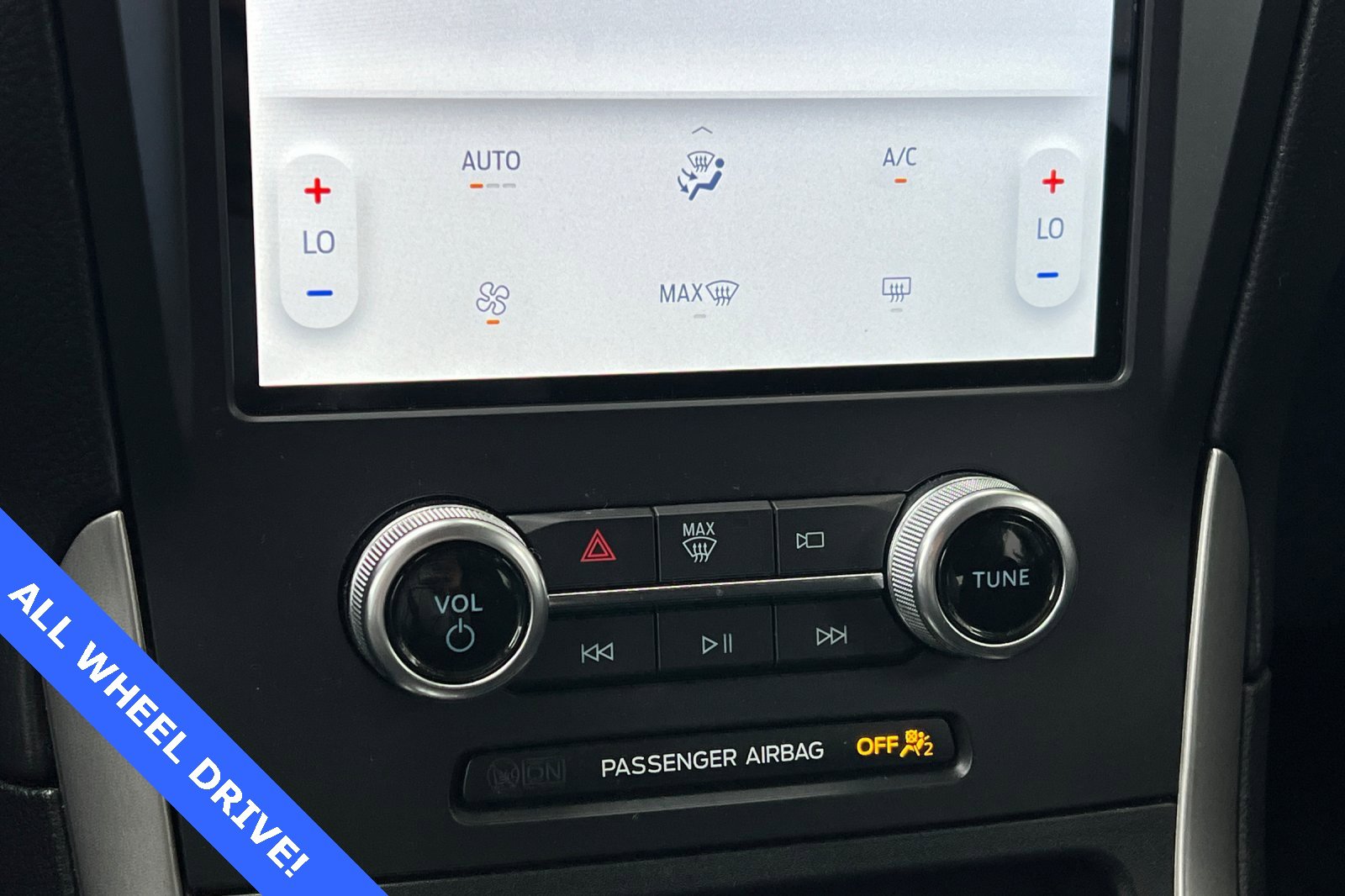 Certified 2022 Ford Edge SE w/ Black Appearance Package image 21