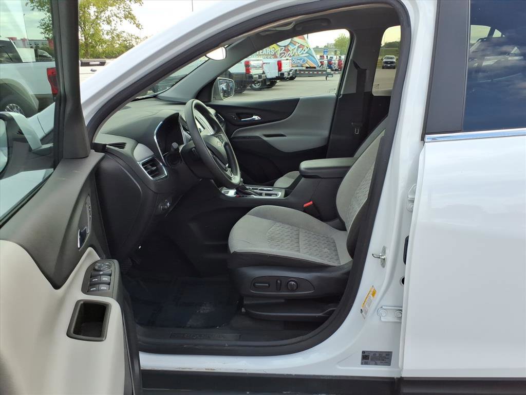 Used 2023 Chevrolet Equinox LT image 11