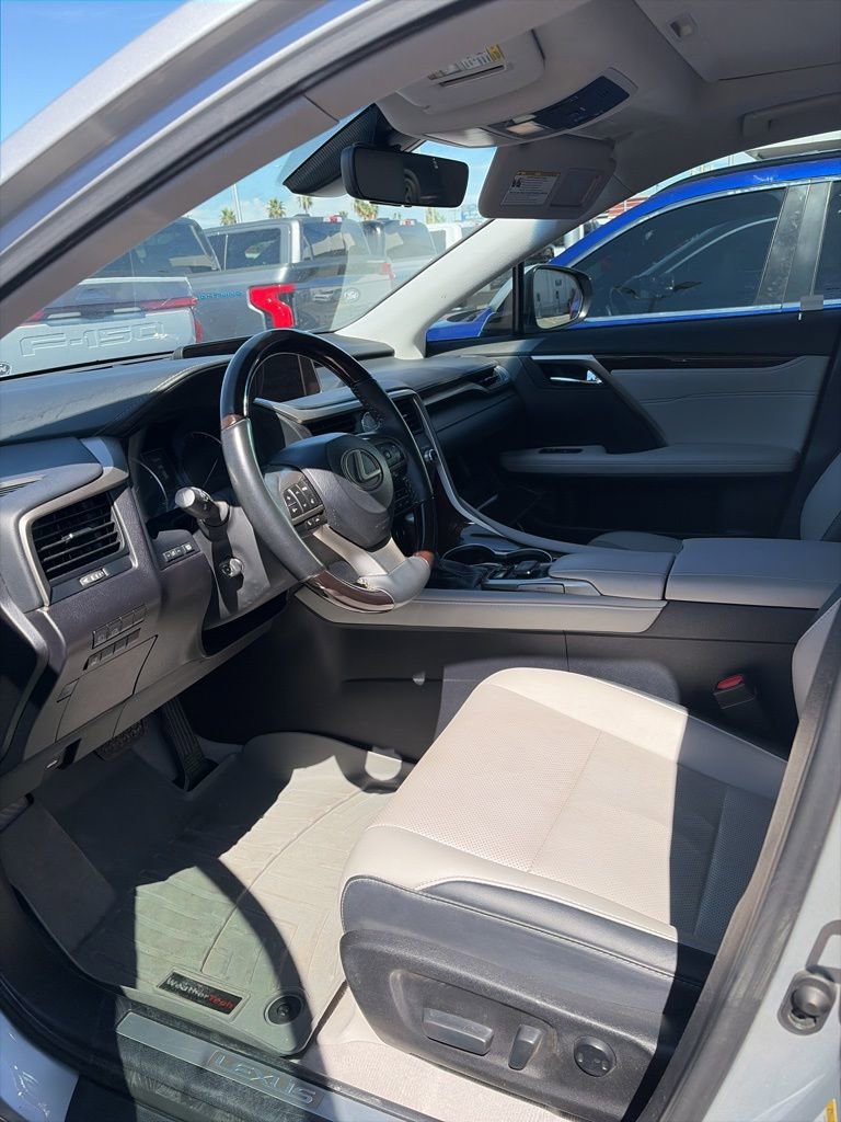 Used 2017 Lexus RX 350 AWD w/ Premium Package image 4