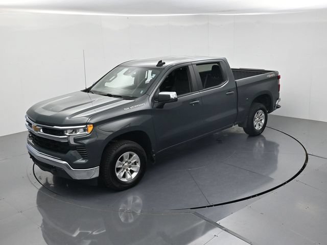 Used 2025 Chevrolet Silverado 1500 LT AWD/4WD image 46