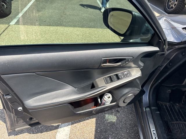 Used 2018 Lexus IS 350 F Sport RWD image 3