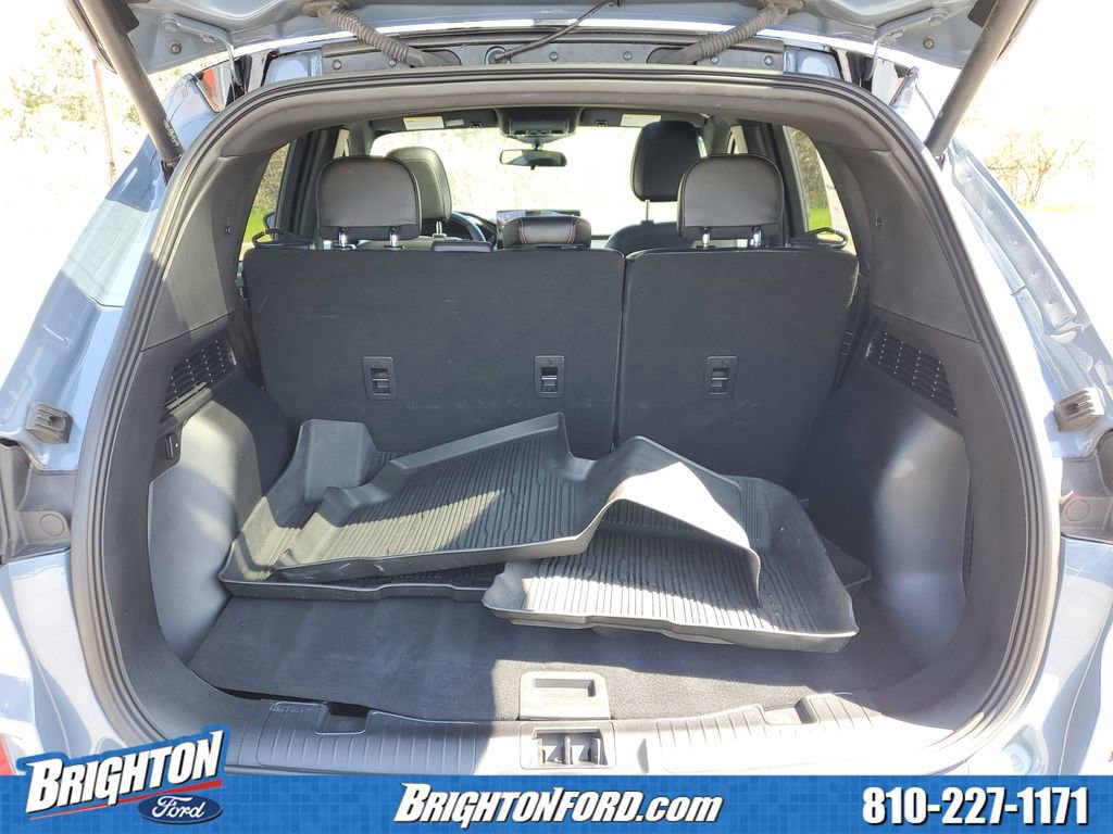 Certified 2024 Ford Escape ST-Line w/ Tech Pack #1 AWD/4WD image 7