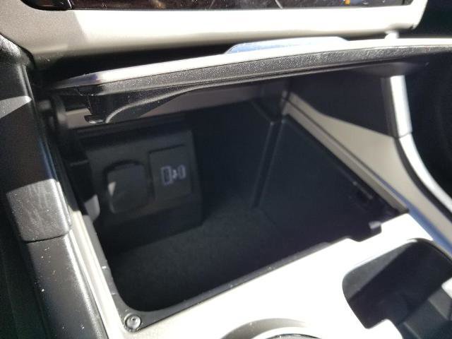 Certified 2022 Ford Explorer XLT w/ Class IV Trailer Tow Package image 22