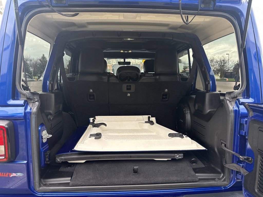 Used 2019 Jeep Wrangler Unlimited Sahara w/ Uconnect 4C Nav & Sound Group image 50