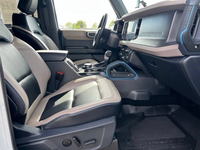 Certified 2024 Ford Bronco Wildtrak AWD/4WD image 12