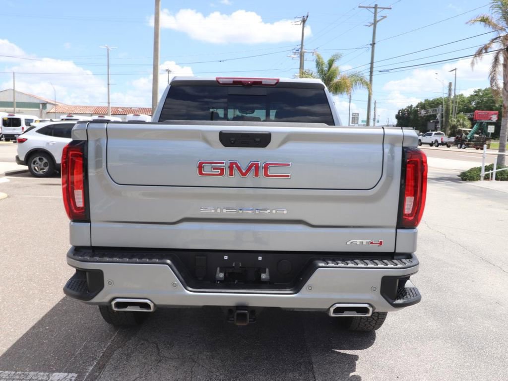 Used 2025 GMC Sierra 1500 AT4 w/ AT4 Premium Package AWD/4WD image 14