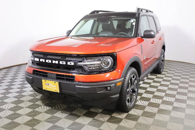 Certified 2023 Ford Bronco Sport Outer Banks w/ Tech Package AWD/4WD image 3