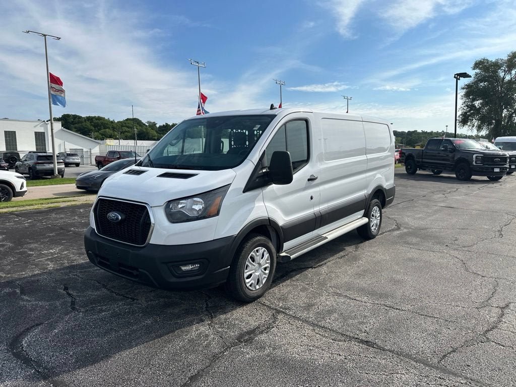 Certified 2025 Ford Transit 250 Low Roof w/ Exterior Upgrade Package RWD image 3