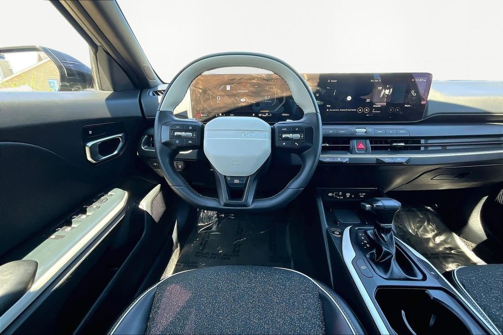 Used 2025 Kia K4 GT-Line w/ GT-Line Sunroof Package image 7