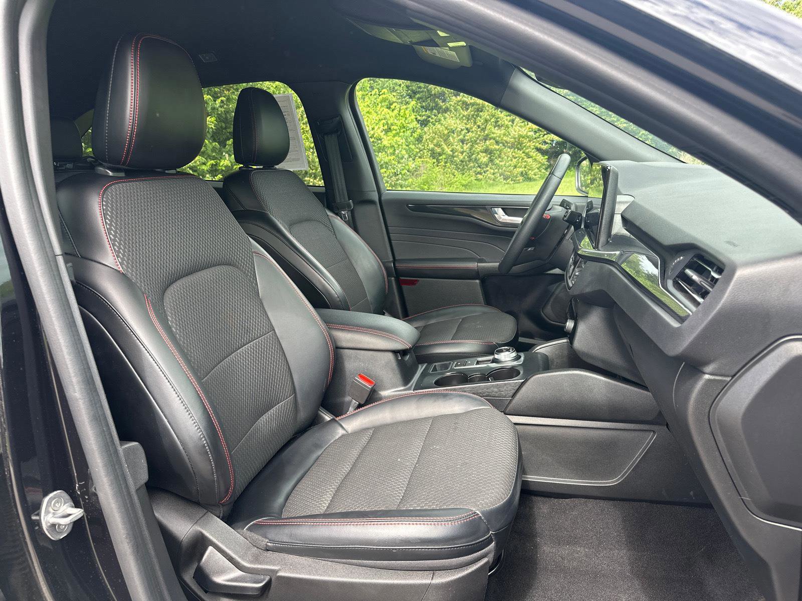 Certified 2023 Ford Escape ST-Line w/ Tech Pack #1 FWD image 22