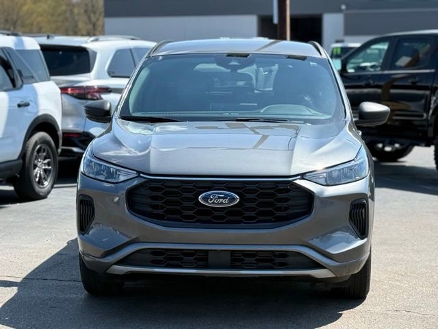 Certified 2023 Ford Escape ST-Line w/ Tech Pack #1 AWD/4WD image 30