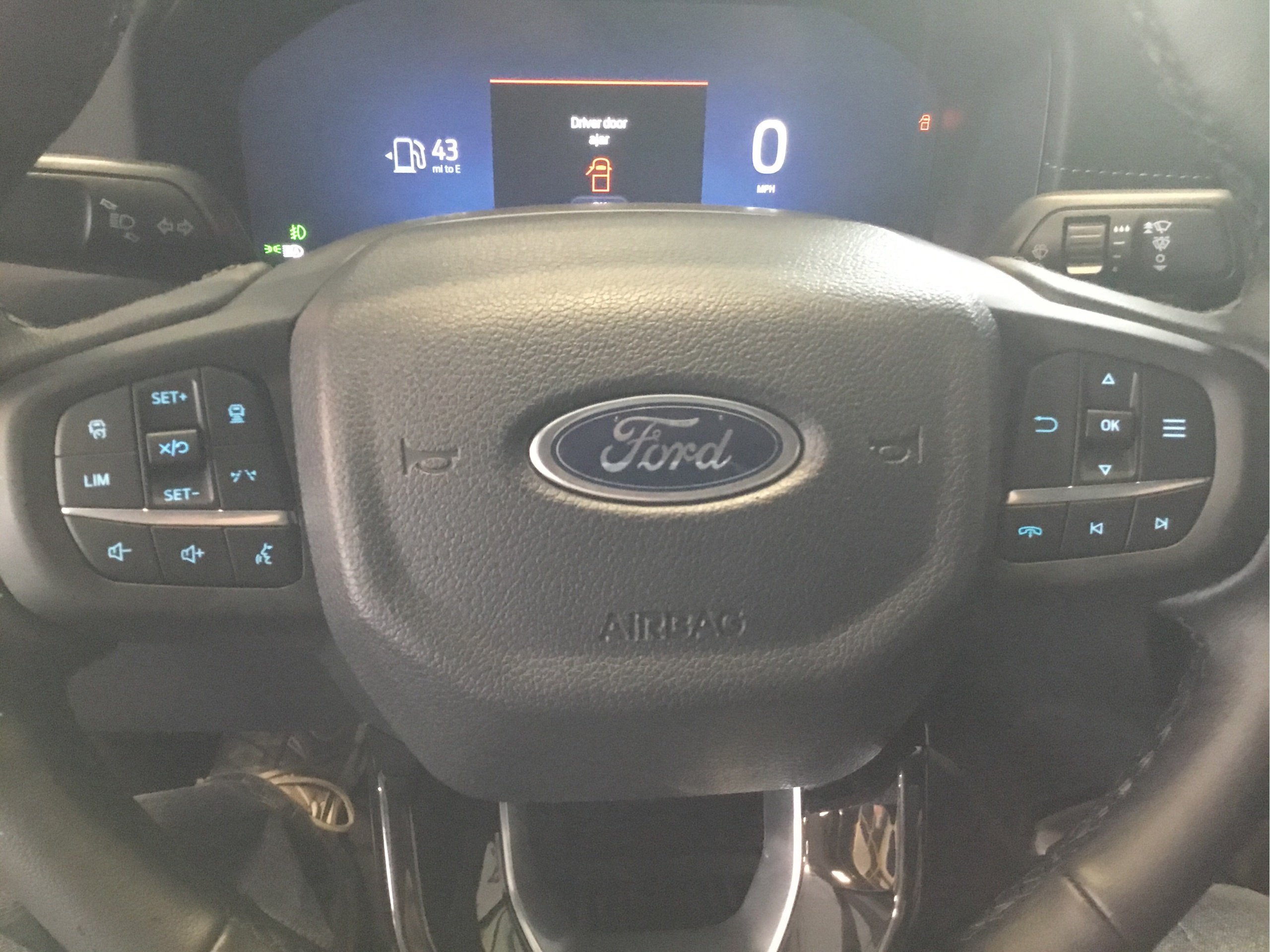 Certified 2024 Ford Ranger Lariat w/ Advanced Towing Package AWD/4WD image 19