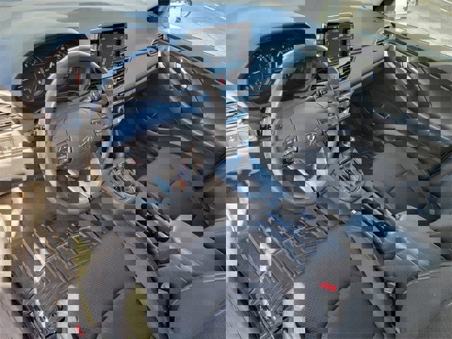 Used 2019 Hyundai Elantra GT image 19