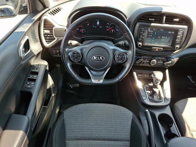 Used 2020 Kia Soul GT-Line w/ GT 2.0L Power Sunroof Package FWD image 11