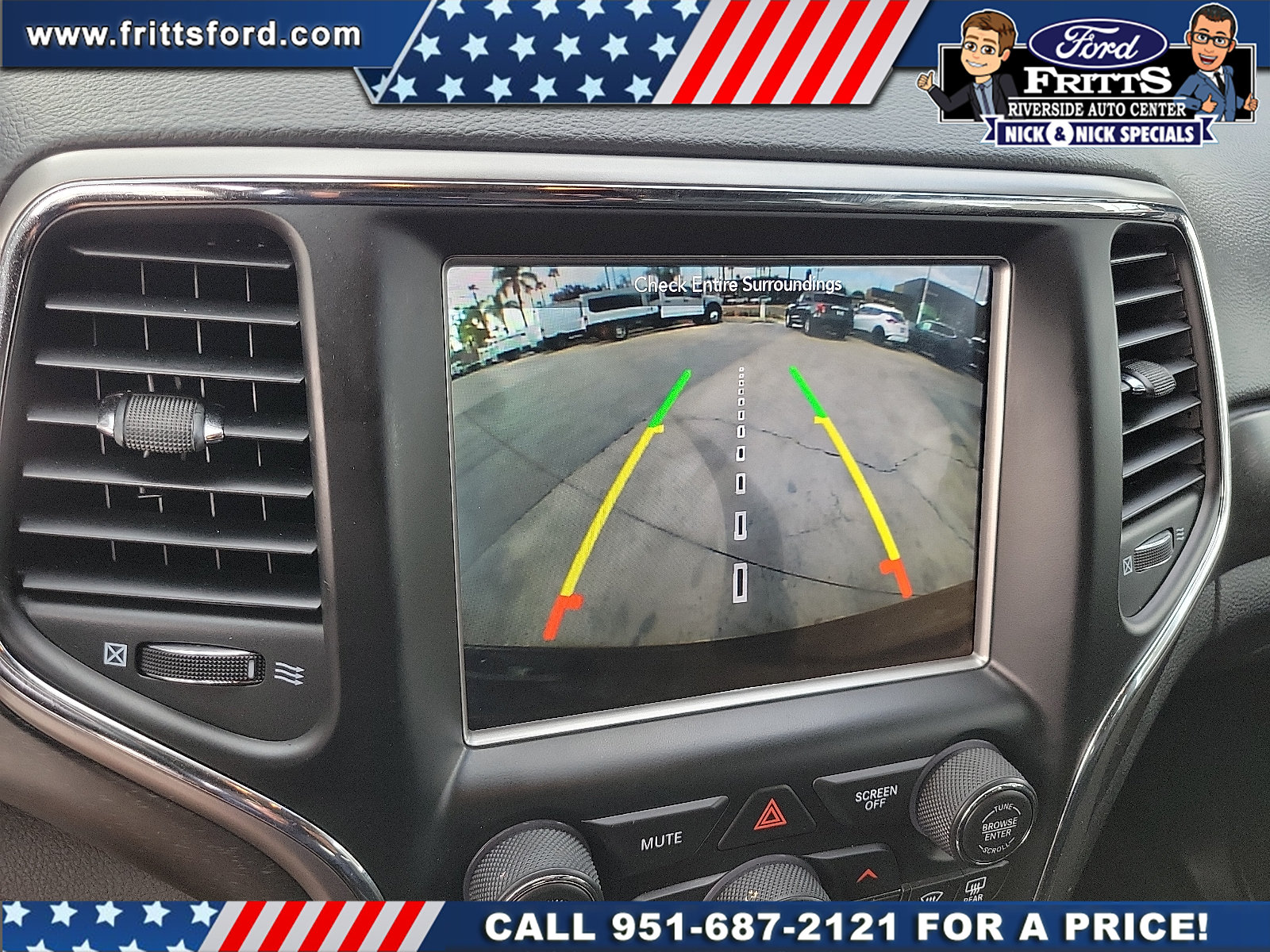 Used 2018 Jeep Grand Cherokee Altitude AWD/4WD image 11