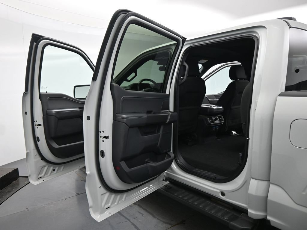 Certified 2024 Ford F150 XLT w/ XLT Black Appearance Package image 42