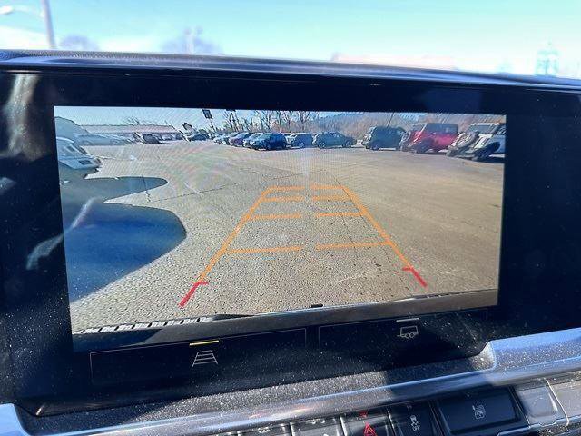 Used 2025 Chevrolet Silverado 1500 LT image 25